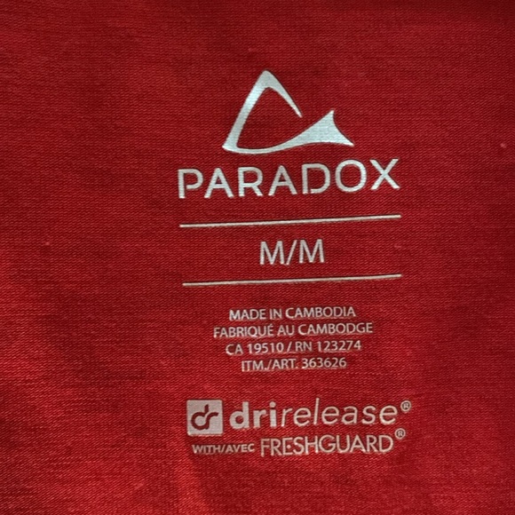 Paradox Dry Release Fresh Guard Merino Blend Workout Red Sweater - Picture 8 of 10
